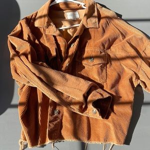 WORN ONCE! Women’s oversized cropped jacket